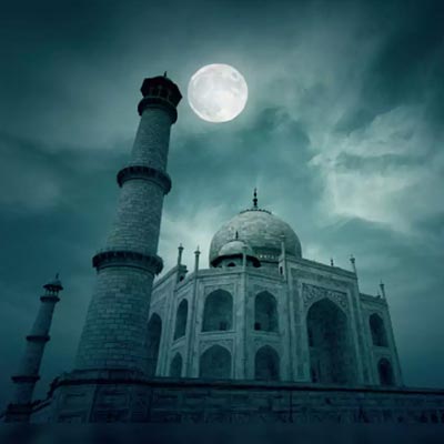 Taj Mahal Moonlight